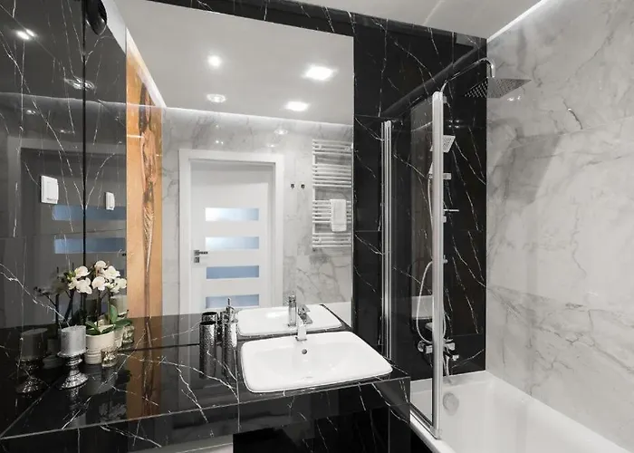 Two-bedroom With Living Room, Free Parking - Kazimierz Krakow